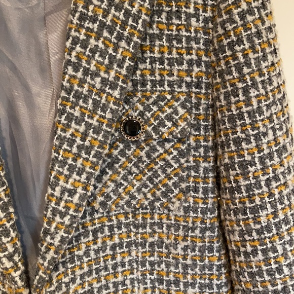 Jacket - Picture 2 of 7